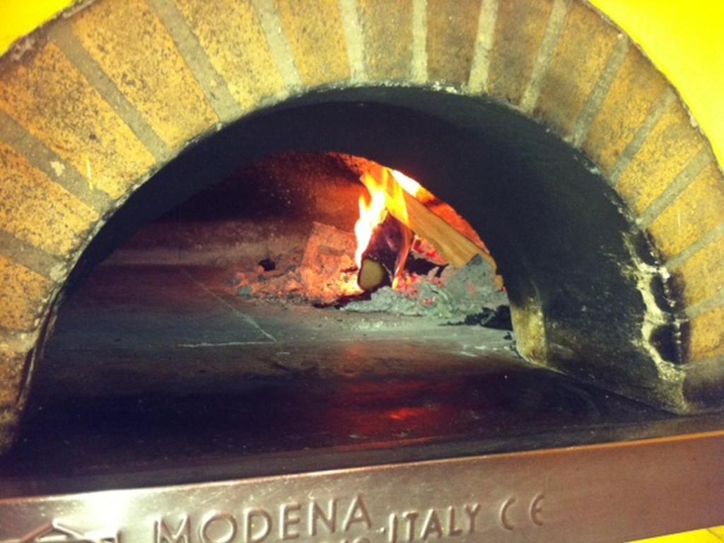 Albergo Ristorante Pomodoro Omegna Exteriör bild